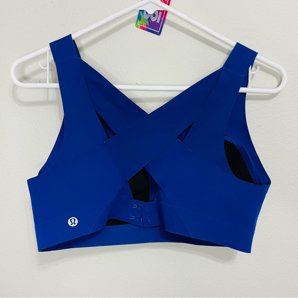 100.Lululemon $98 Enlite Bra
Tanzanite 36C missing one little hook - Picture 2 of 5